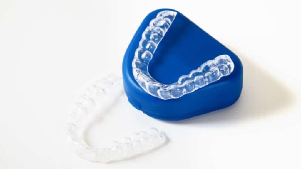 the difference of invisalign and braces